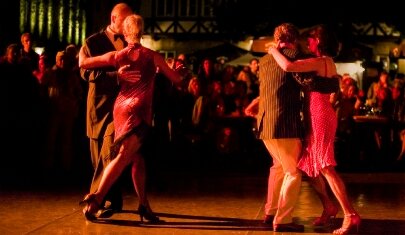 Spanish and tango antics in Buenos Aires