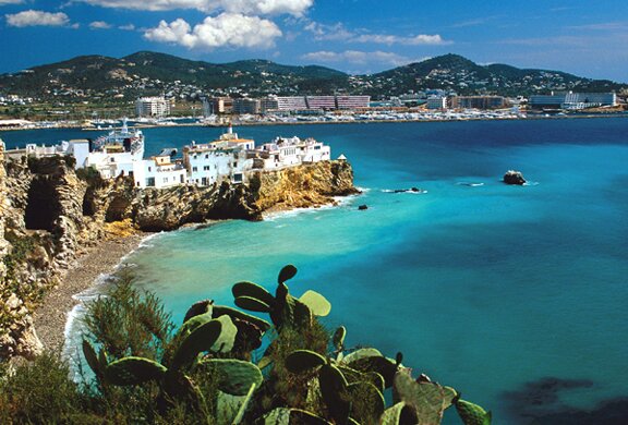 Clubbing and classrooms – learn Spanish in Ibiza