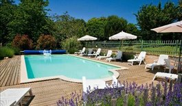 Digital photography break in the Dordogne - swimming pool