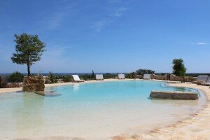 Organic cookery holiday in Puglia -pool