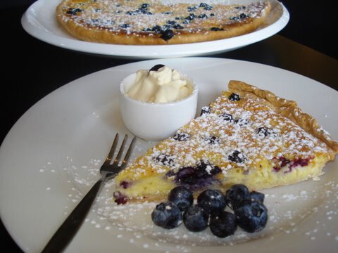Italian Recipe - Ricotta and blueberry jam tart
