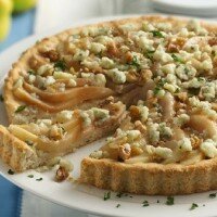 Savoury tart with pear and gorgonzola recipe
